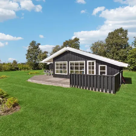 Ferienhaus Gorgeous In With Sauna *